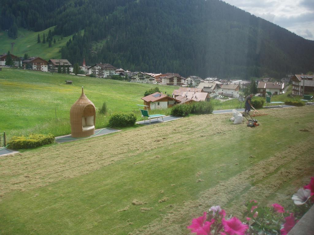 Hotel Garni La Majon à Selva di Val Gardena Extérieur photo