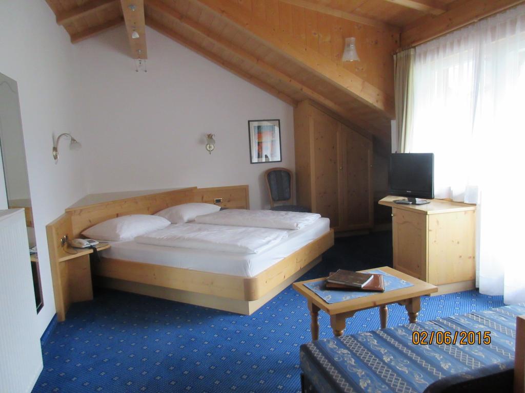 Hotel Garni La Majon à Selva di Val Gardena Extérieur photo